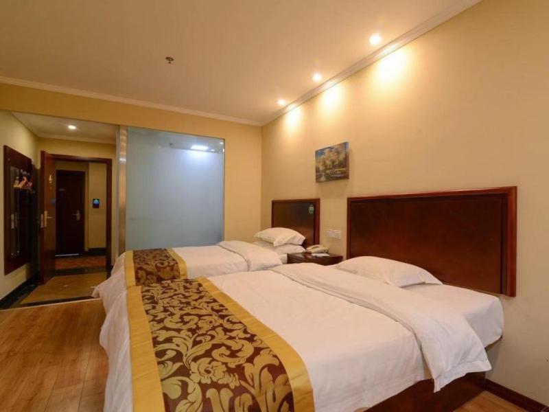 Greentree Inn Jiangsu Zhenjiang Dingmao Industrial Park Wode Square Express Hotel Exterior photo
