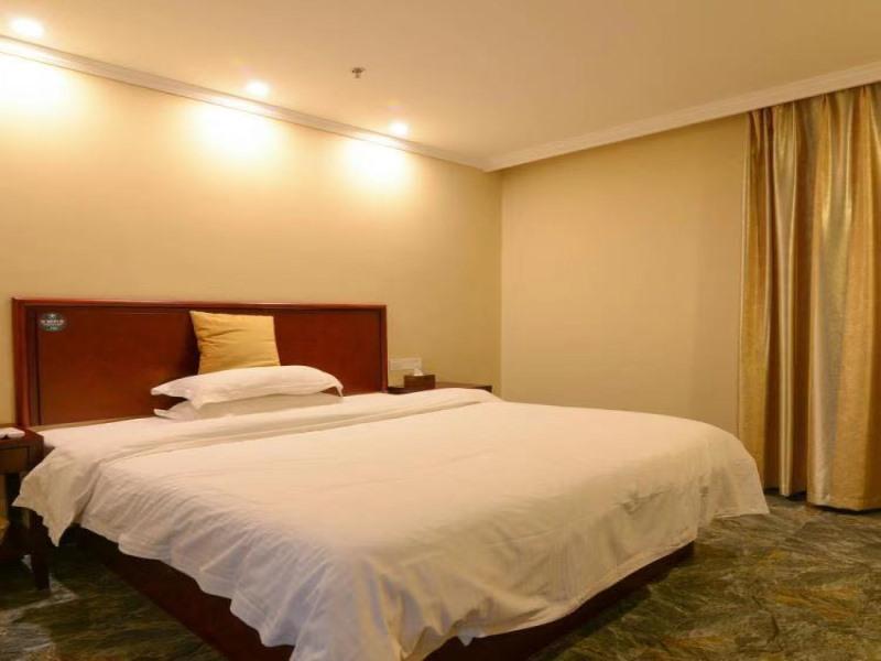 Greentree Inn Jiangsu Zhenjiang Dingmao Industrial Park Wode Square Express Hotel Exterior photo