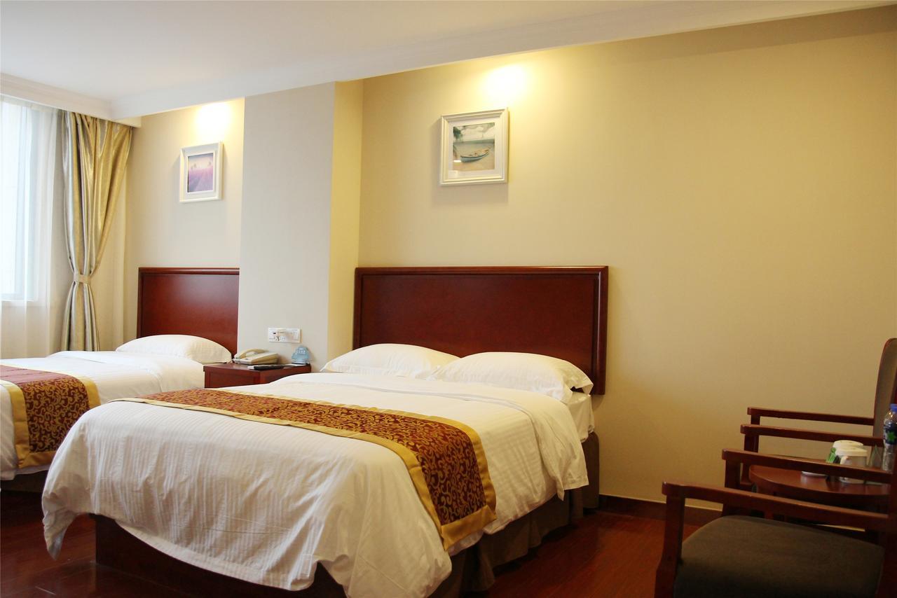 Greentree Inn Jiangsu Zhenjiang Dingmao Industrial Park Wode Square Express Hotel Exterior photo